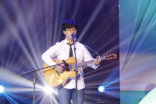 6月20日 毕业晚会 张舒婷  (20).jpg