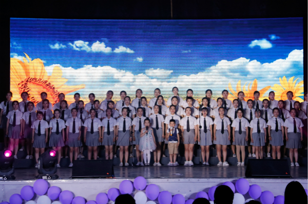 学前晚会 1601 周临秋 修图12.jpg