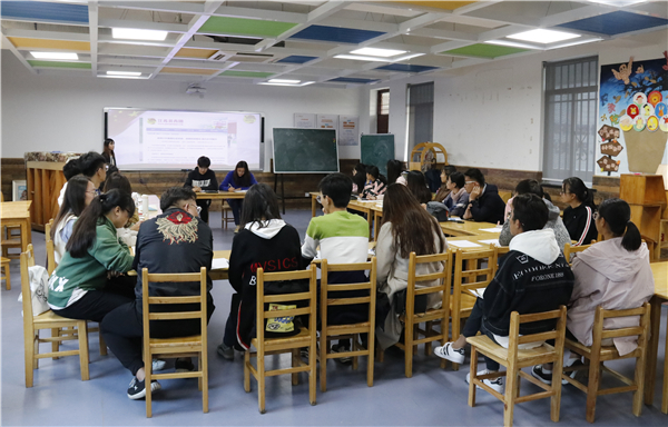 2018年11月4日 计科学院,教科学院外宣工作交流会 章亦迈 (3).jpg 2018年11月4日 计科学院,教科学院外宣工作交流会 章亦迈 (3).jpg