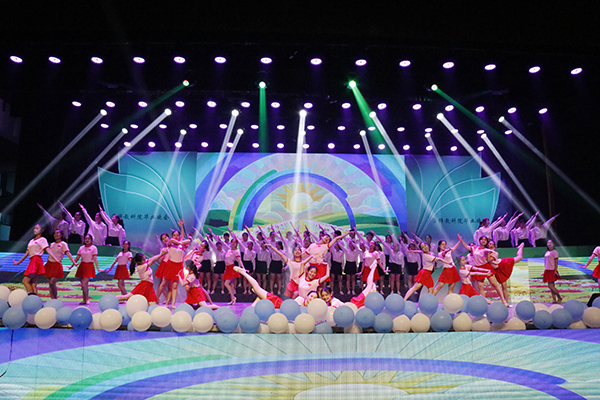 6月20日 毕业晚会 张舒婷  (3).jpg