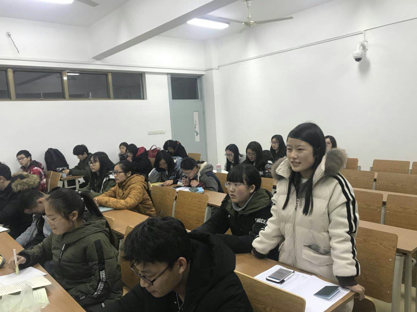 图为“同学发言分享寒假实践感受心得”,杨怡琳摄.jpg 图为“同学发言分享寒假实践感受心得”,杨怡琳摄.jpg