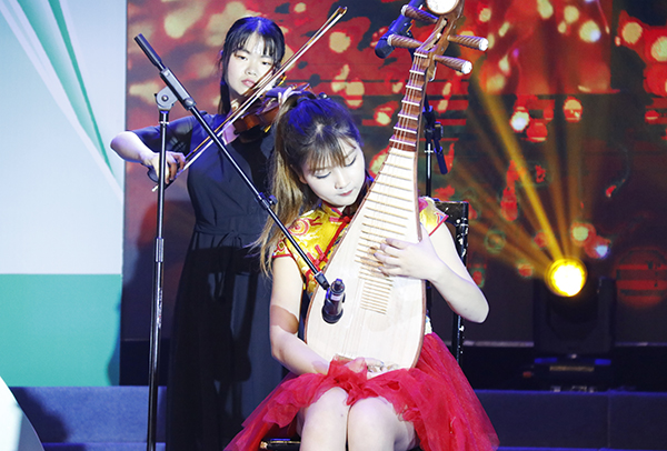 6月20日 毕业晚会 张舒婷  (33).jpg