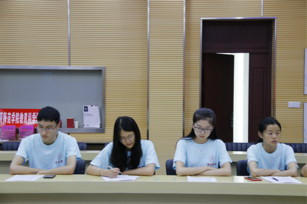 刘晓林 (5).jpg 刘晓林 (5).jpg