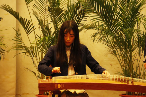 3.29日 先进班级体评选汇报会 秦润东 (9).JPG