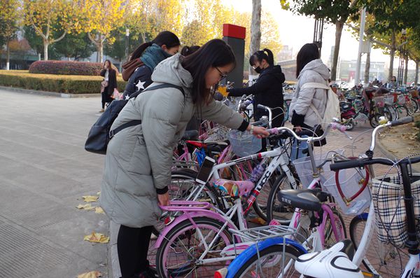 12.2 校园美化 1701 俞欣怡 1 (2).jpg