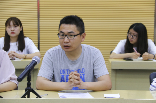 刘晓林 (3).jpg 刘晓林 (3).jpg